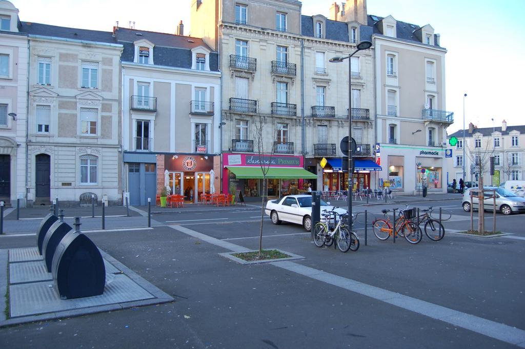 Suit'Home Commerce Angers Exterior foto